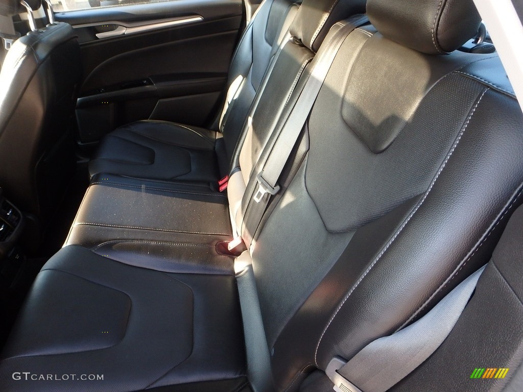2013 Fusion Titanium AWD - Ingot Silver Metallic / Charcoal Black photo #17