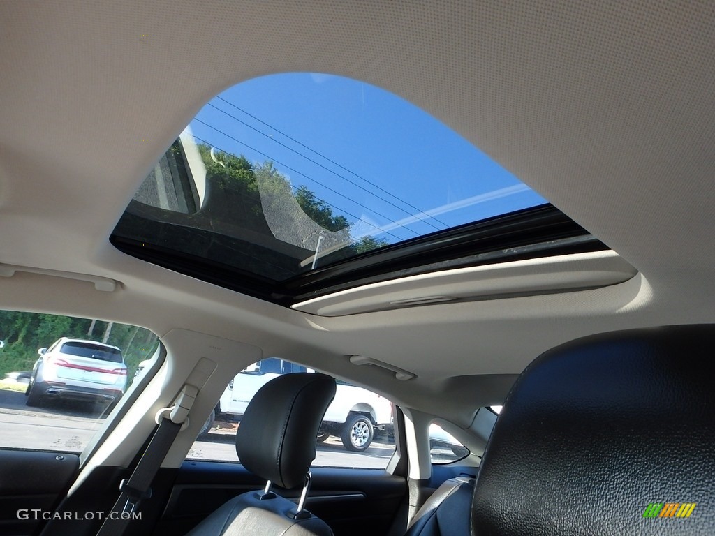 2013 Fusion Titanium AWD - Ingot Silver Metallic / Charcoal Black photo #20