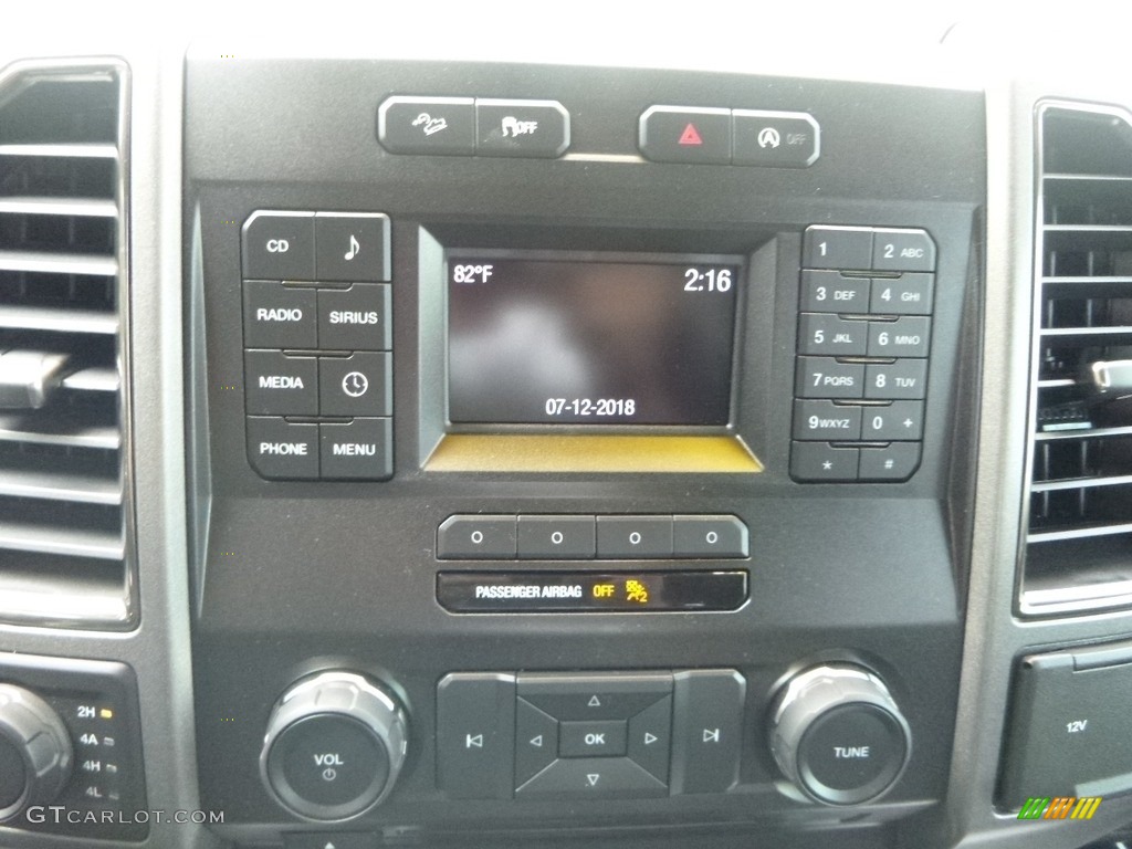 2017 F150 SVT Raptor SuperCrew 4x4 - Oxford White / Raptor Black photo #15
