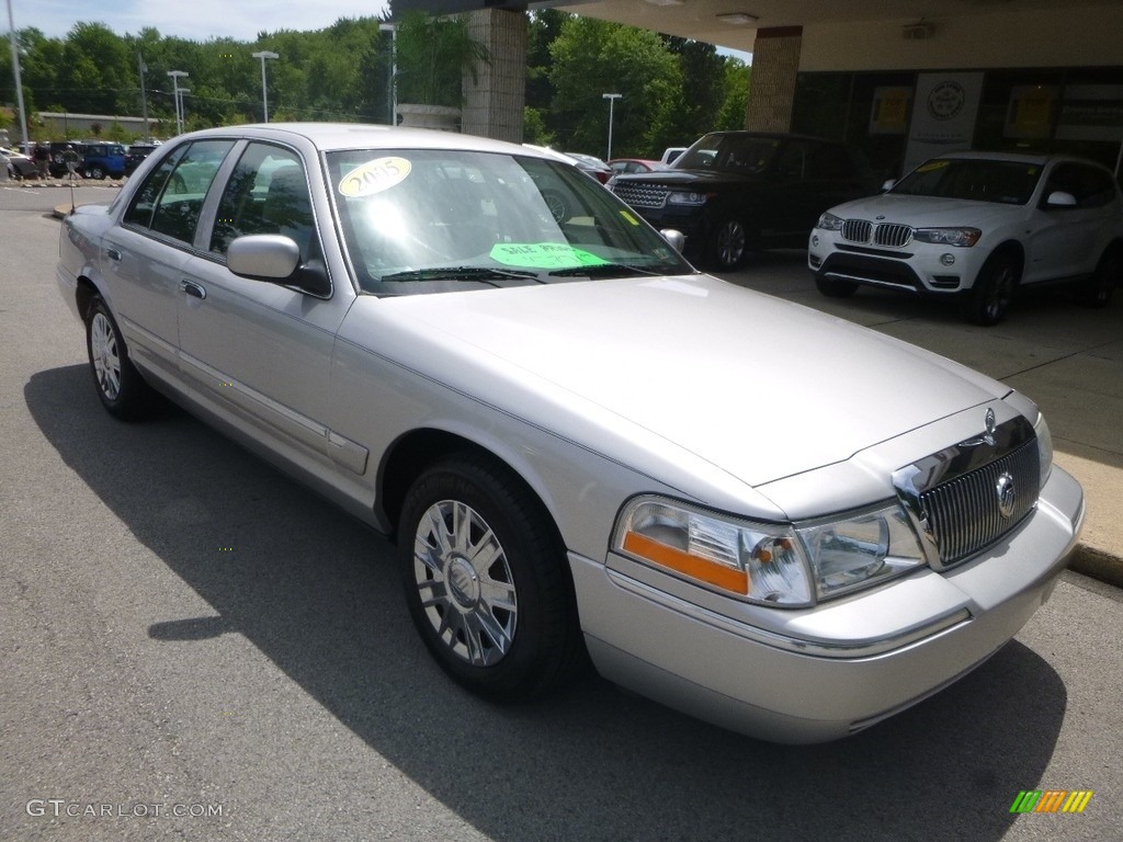 2005 Grand Marquis GS - Gold Ash Metallic / Medium Parchment photo #3