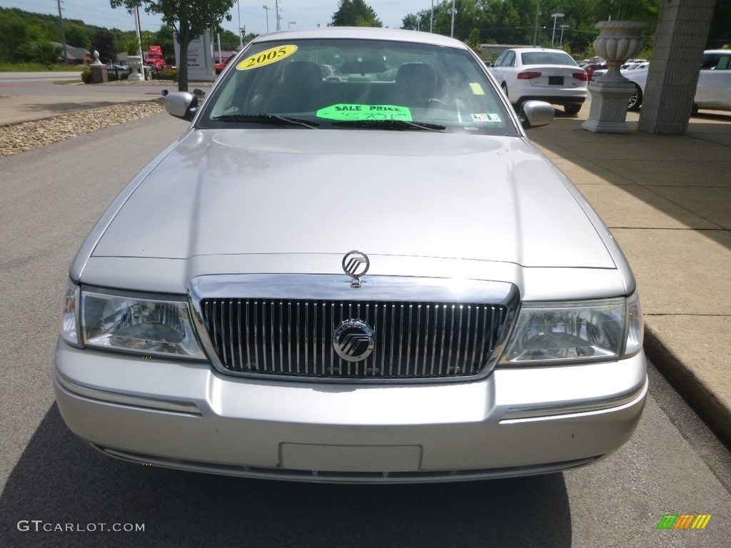 2005 Grand Marquis GS - Gold Ash Metallic / Medium Parchment photo #4