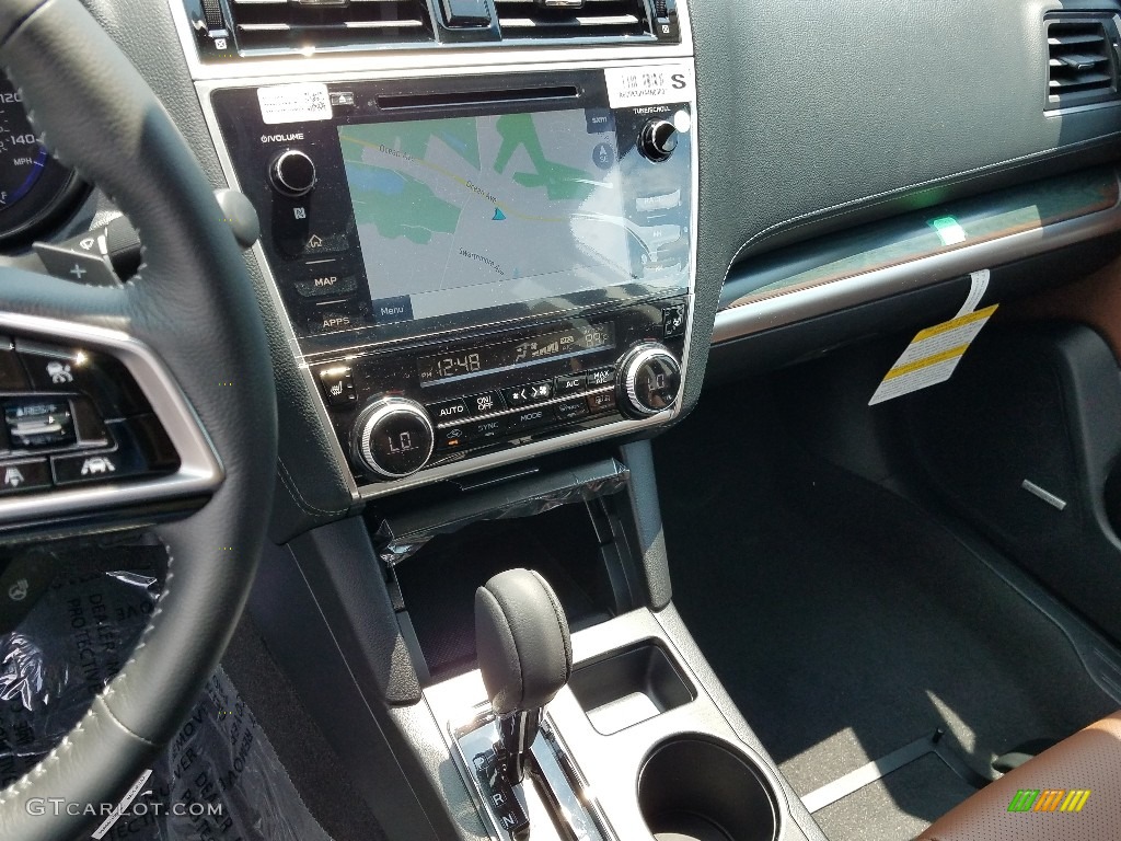 2018 Subaru Outback 2.5i Touring Navigation Photos