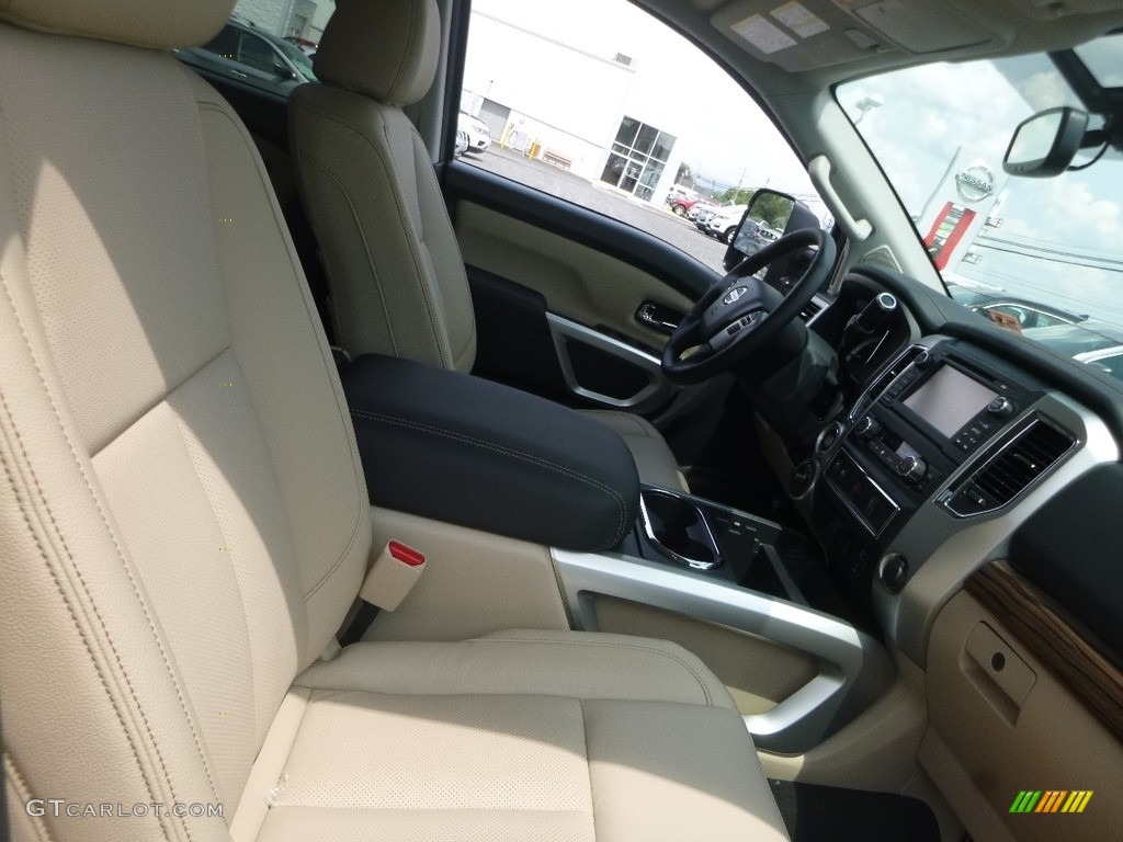 2018 TITAN XD SL Crew Cab 4x4 - Glacier White / Black photo #10