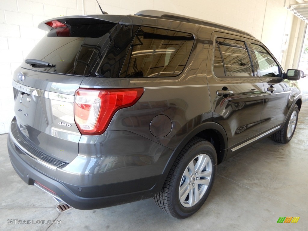 2018 Explorer XLT 4WD - Magnetic Metallic / Ebony Black photo #2