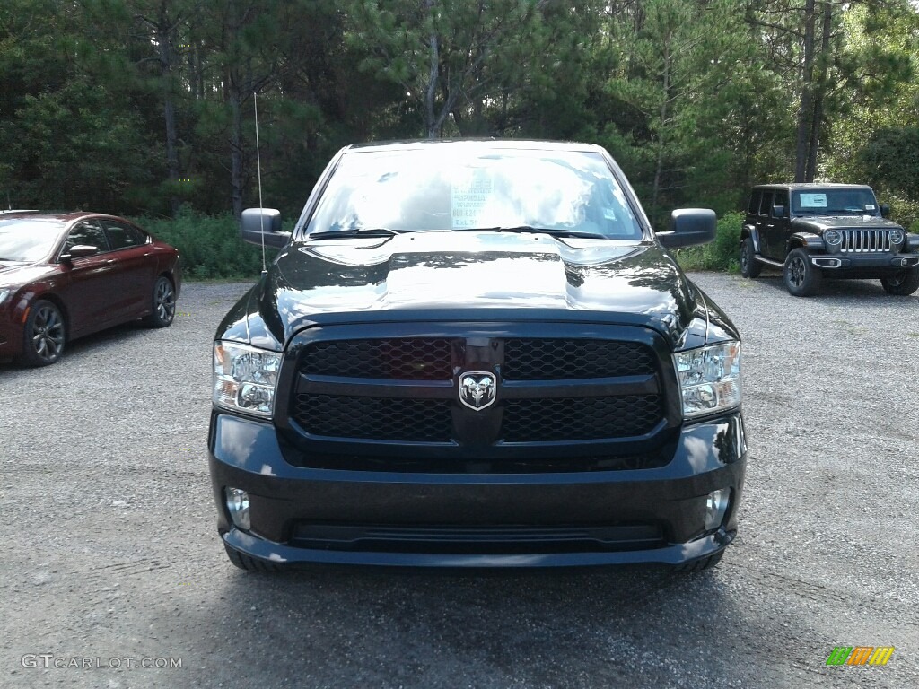 2018 1500 Express Quad Cab - Brilliant Black Crystal Pearl / Black/Diesel Gray photo #8