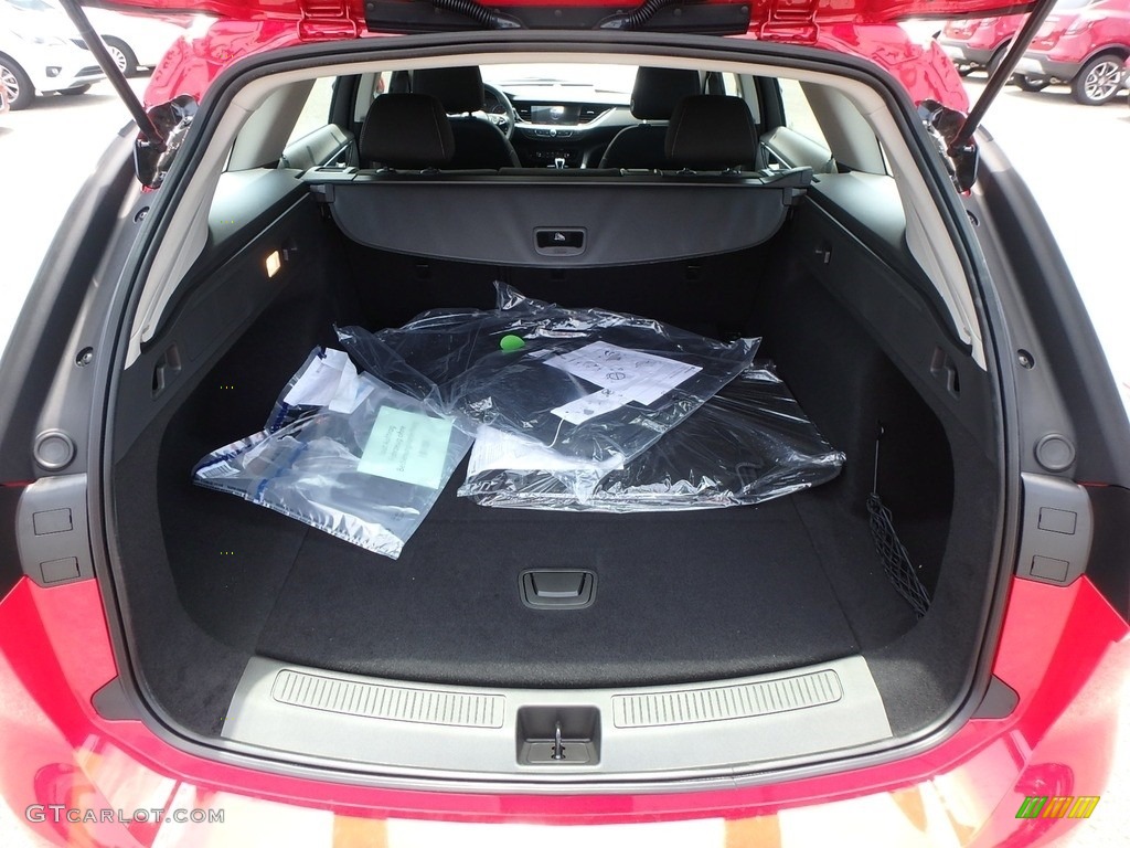 2018 Buick Regal TourX Preferred AWD Trunk Photos