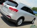 Sparkling Silver - Sorento LX Photo No. 30