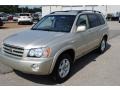 Vintage Gold Metallic 2002 Toyota Highlander V6