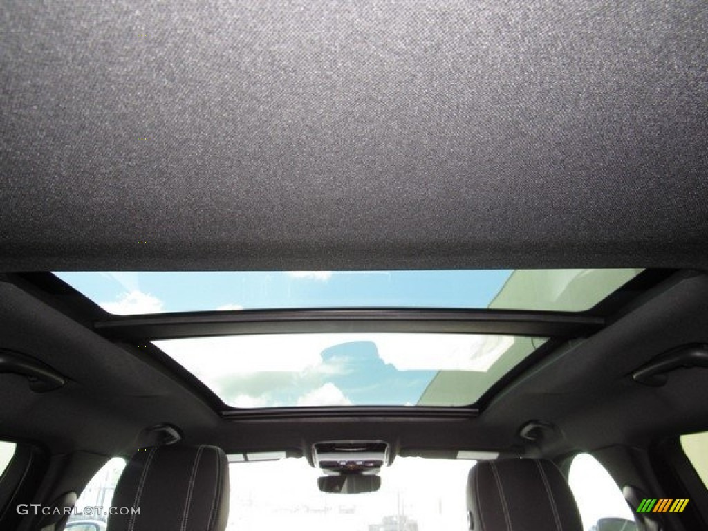 2018 Range Rover Velar R Dynamic SE - Fuji White / Ebony photo #18