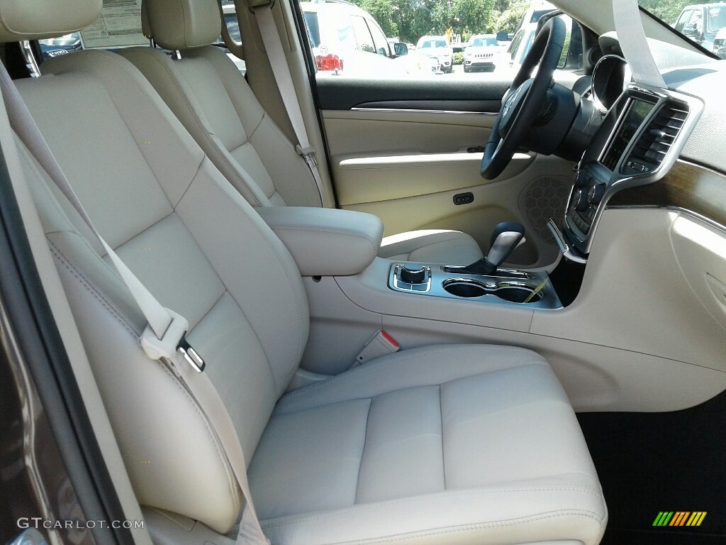 2018 Jeep Grand Cherokee Limited 4x4 Front Seat Photo #128286973