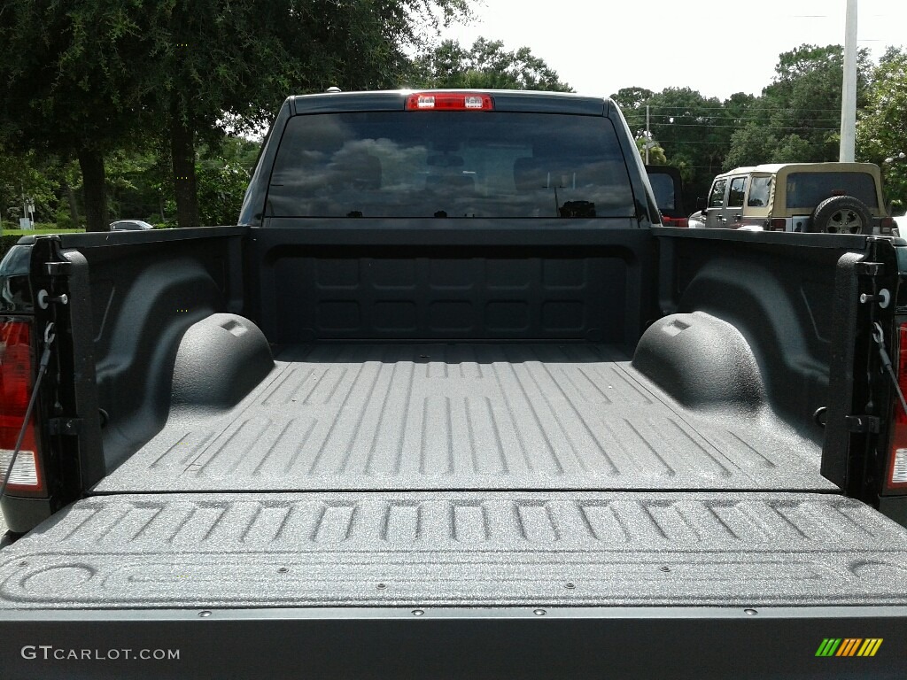 2018 1500 Express Quad Cab 4x4 - Brilliant Black Crystal Pearl / Black/Diesel Gray photo #19