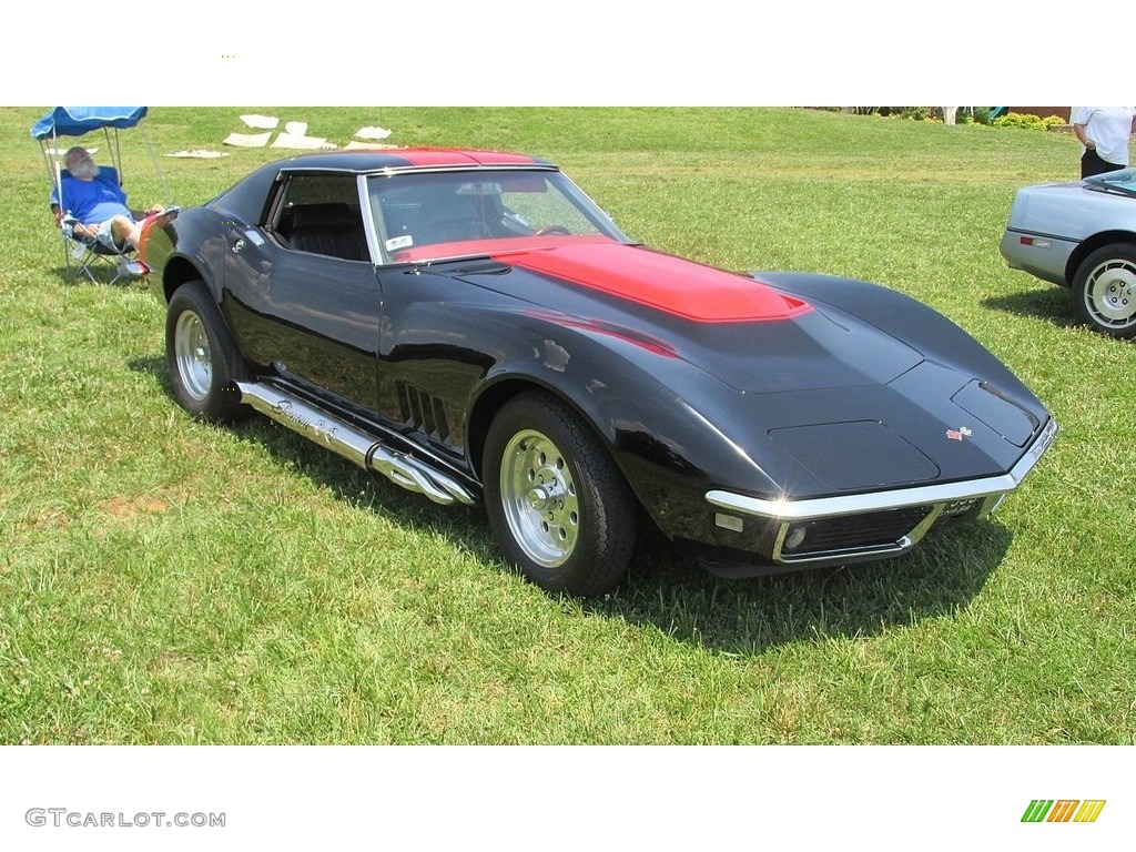 1968 Corvette Coupe - Tuxedo Black / Black photo #1