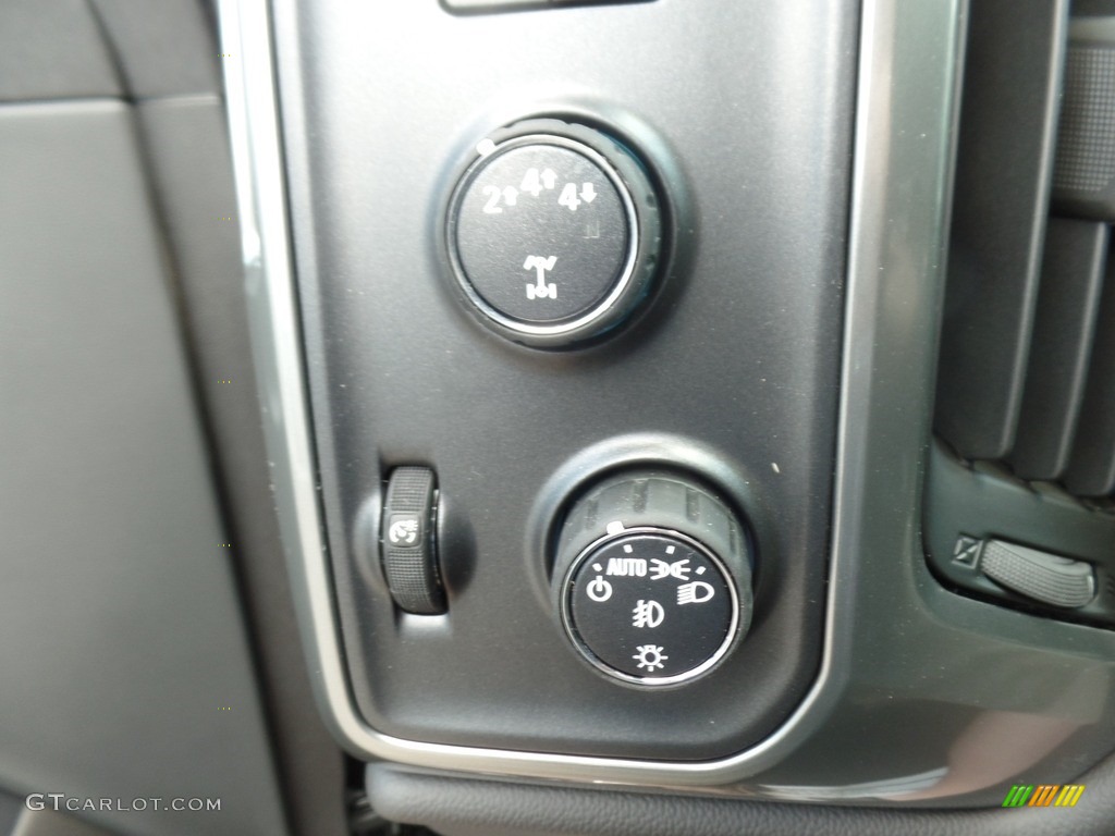 2019 Chevrolet Silverado 2500HD LT Crew Cab 4WD Controls Photo #128302405