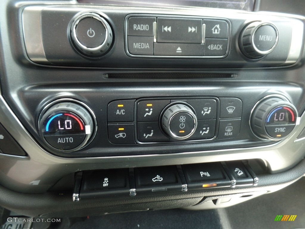 2019 Chevrolet Silverado 2500HD LT Crew Cab 4WD Controls Photos