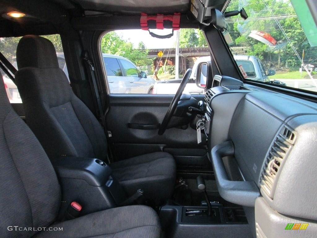 2004 Wrangler X 4x4 - Bright Silver Metallic / Dark Slate Gray photo #15