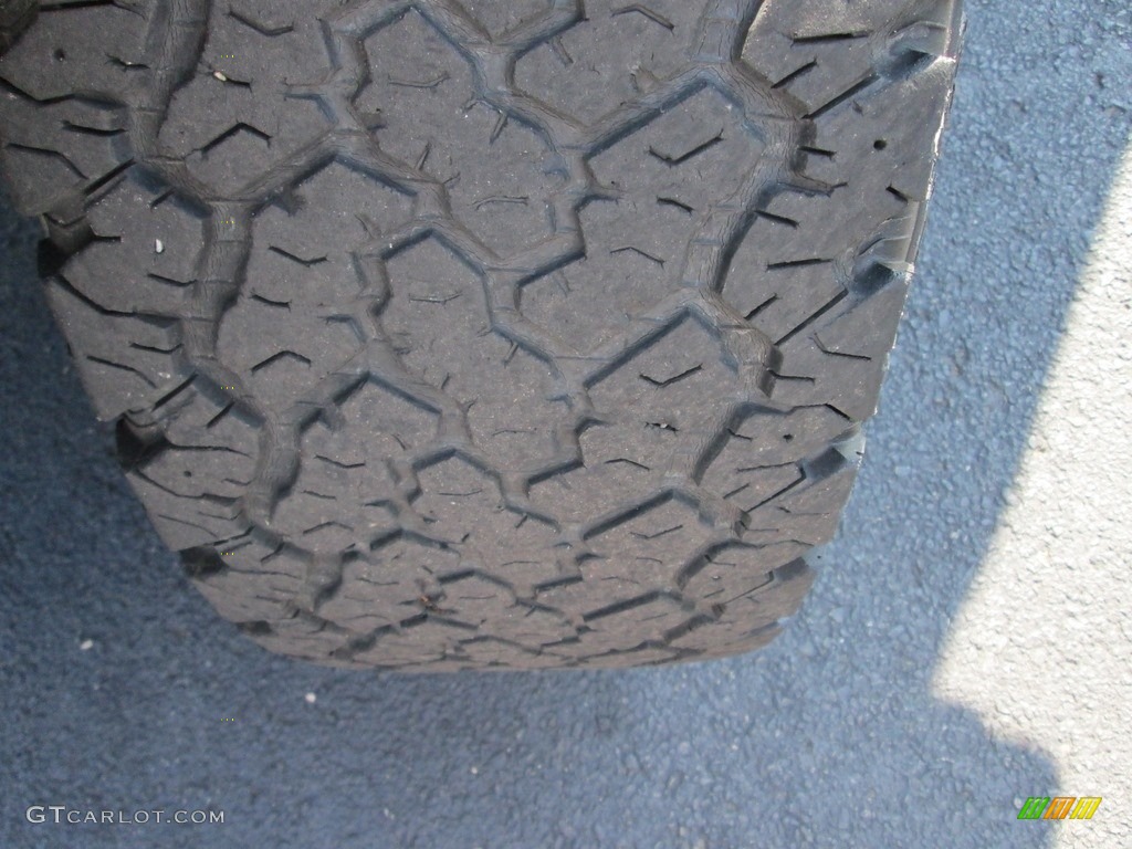 2004 Wrangler X 4x4 - Bright Silver Metallic / Dark Slate Gray photo #18