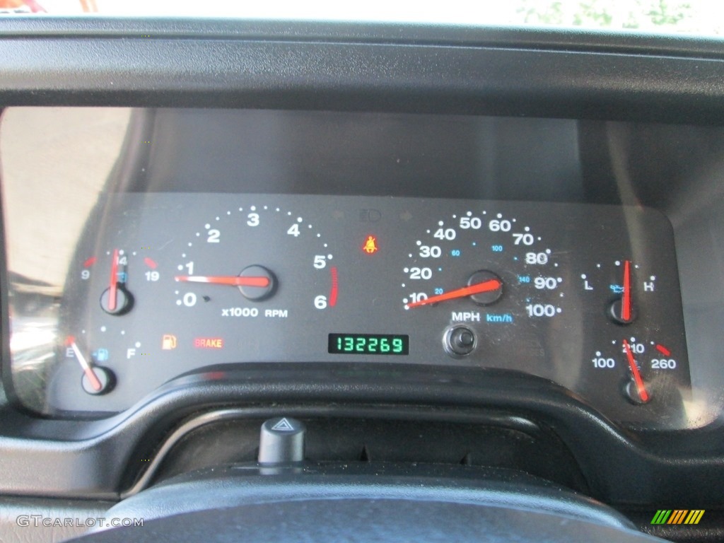 2004 Wrangler X 4x4 - Bright Silver Metallic / Dark Slate Gray photo #22
