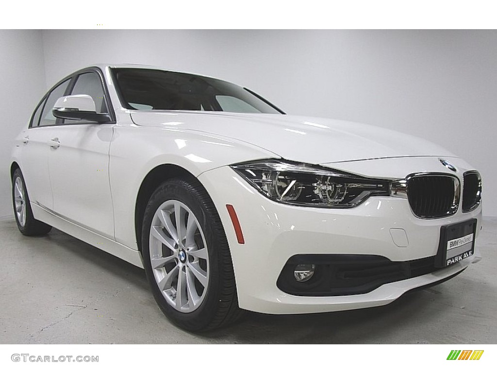 2018 3 Series 320i xDrive Sedan - Alpine White / Venetian Beige photo #7