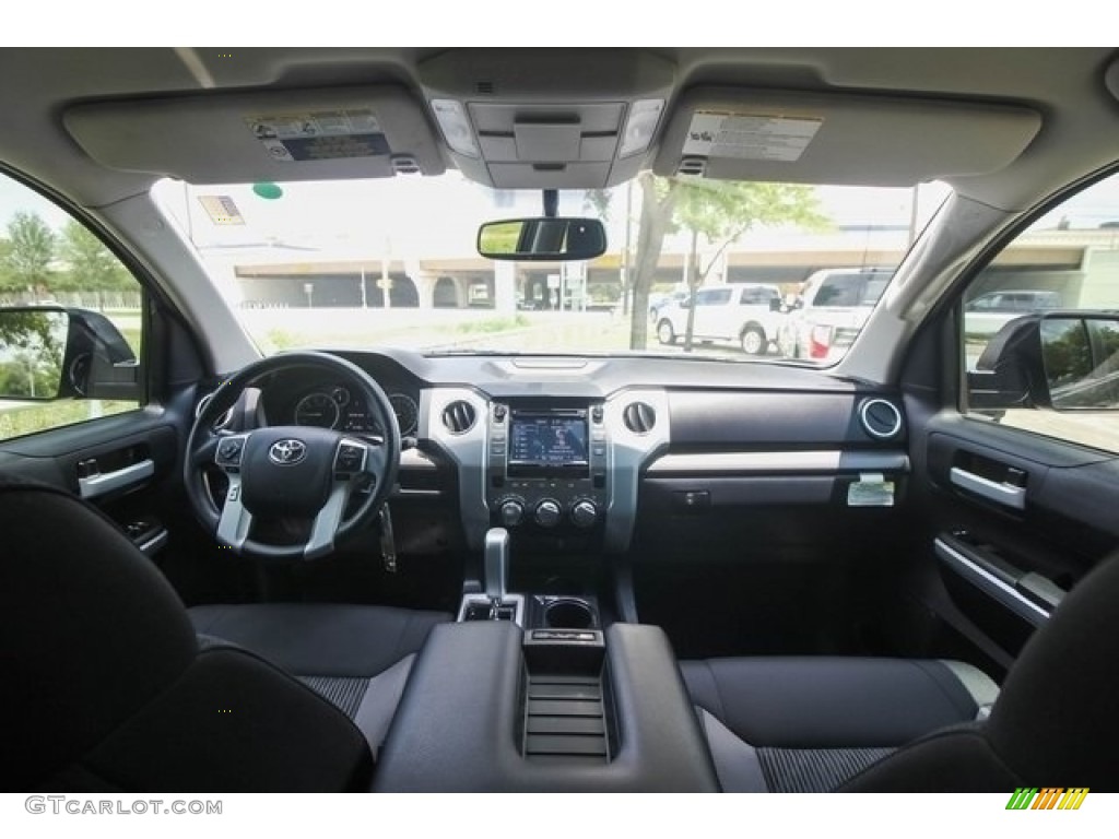 2017 Tundra SR5 CrewMax - Magnetic Gray Metallic / Black photo #9