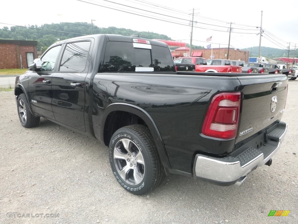 2019 1500 Laramie Crew Cab 4x4 - Diamond Black Crystal Pearl / Black photo #3