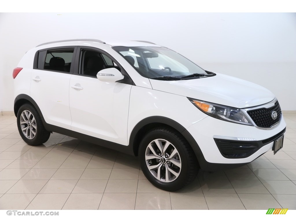 2014 Sportage LX - Clear White / Black photo #1