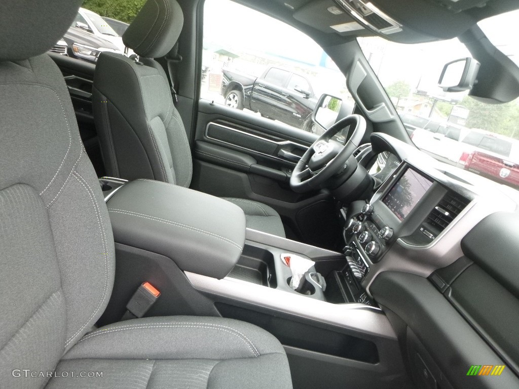 2019 1500 Big Horn Crew Cab 4x4 - Bright White / Black/Diesel Gray photo #10