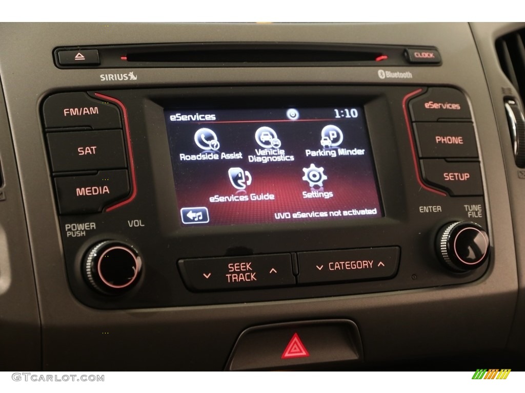 2014 Sportage LX - Clear White / Black photo #12