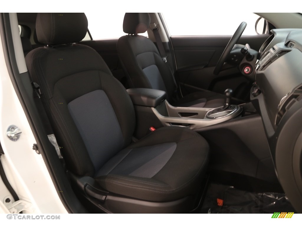 2014 Sportage LX - Clear White / Black photo #15