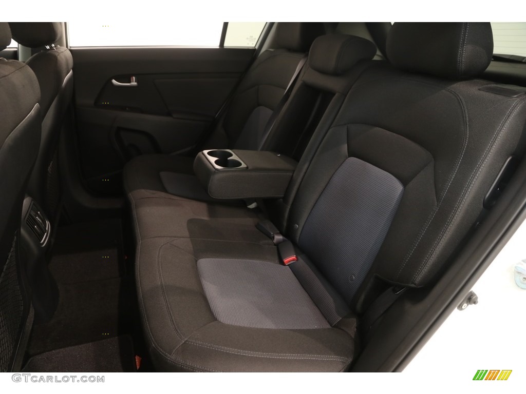 2014 Sportage LX - Clear White / Black photo #18