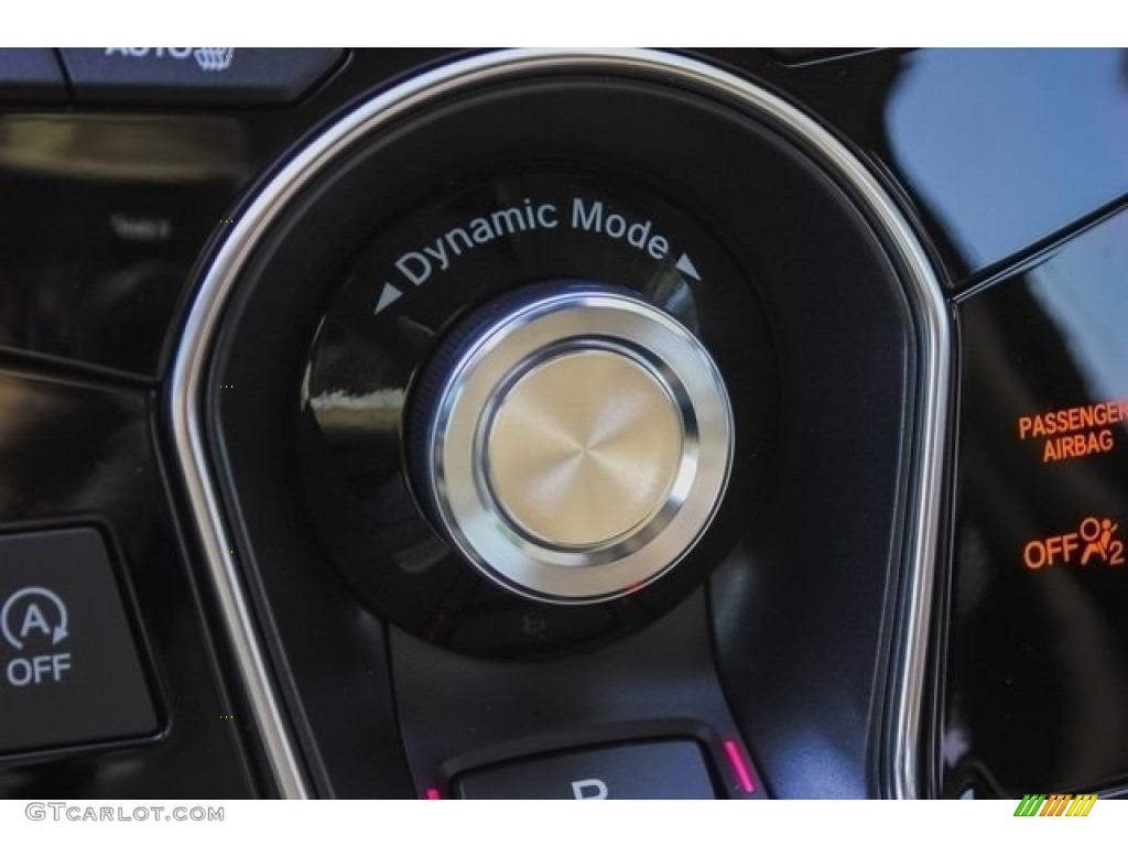 2019 Acura RDX Technology Controls Photo #128323975