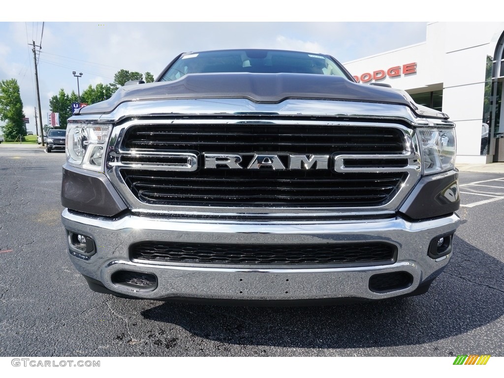 2019 1500 Big Horn Crew Cab - Granite Crystal Metallic / Black/Diesel Gray photo #2