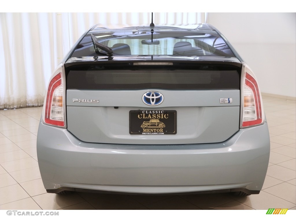 2015 Prius Two Hybrid - Sea Glass Pearl / Dark Gray photo #18