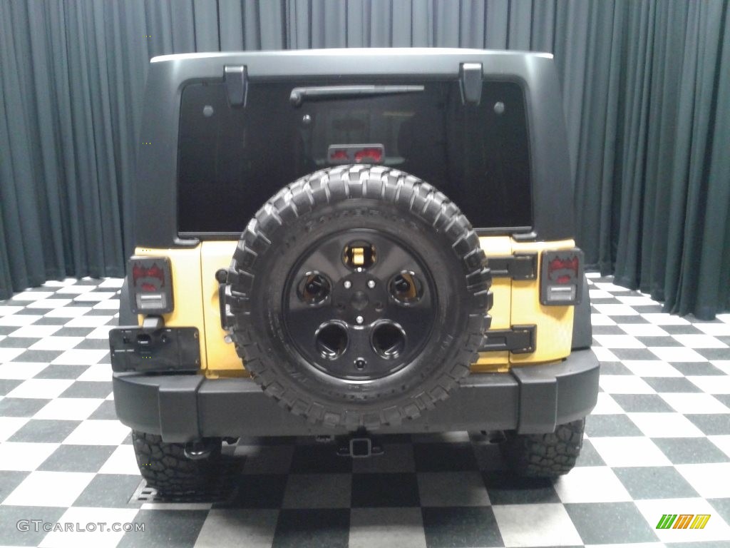 2015 Wrangler Unlimited Sport 4x4 - Baja Yellow / Black photo #7
