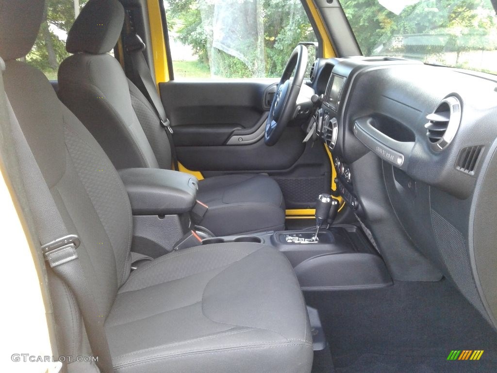 2015 Wrangler Unlimited Sport 4x4 - Baja Yellow / Black photo #15