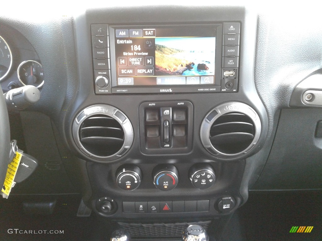 2015 Wrangler Unlimited Sport 4x4 - Baja Yellow / Black photo #20