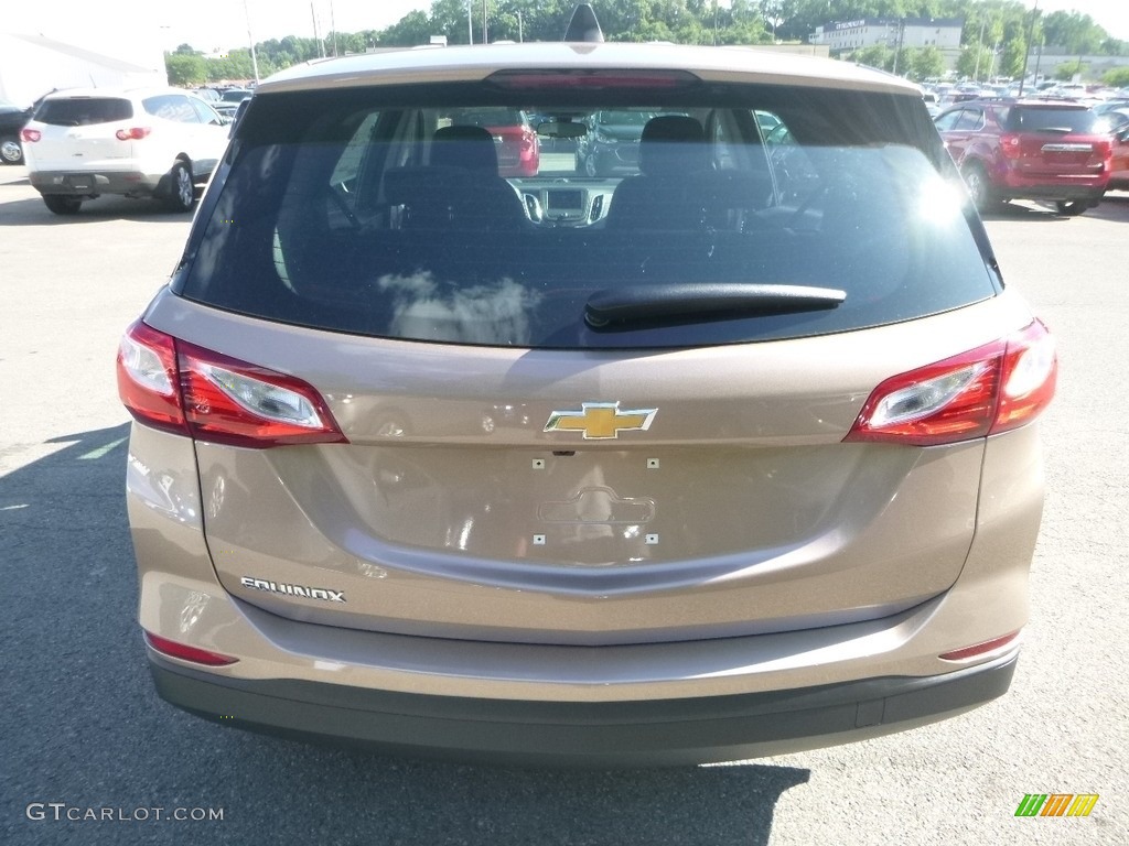 2019 Equinox LS - Sandy Ridge Metallic / Medium Ash Gray photo #4