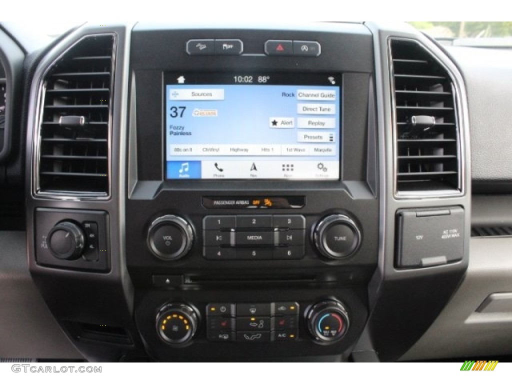 2018 F150 XLT SuperCrew 4x4 - Ingot Silver / Earth Gray photo #18