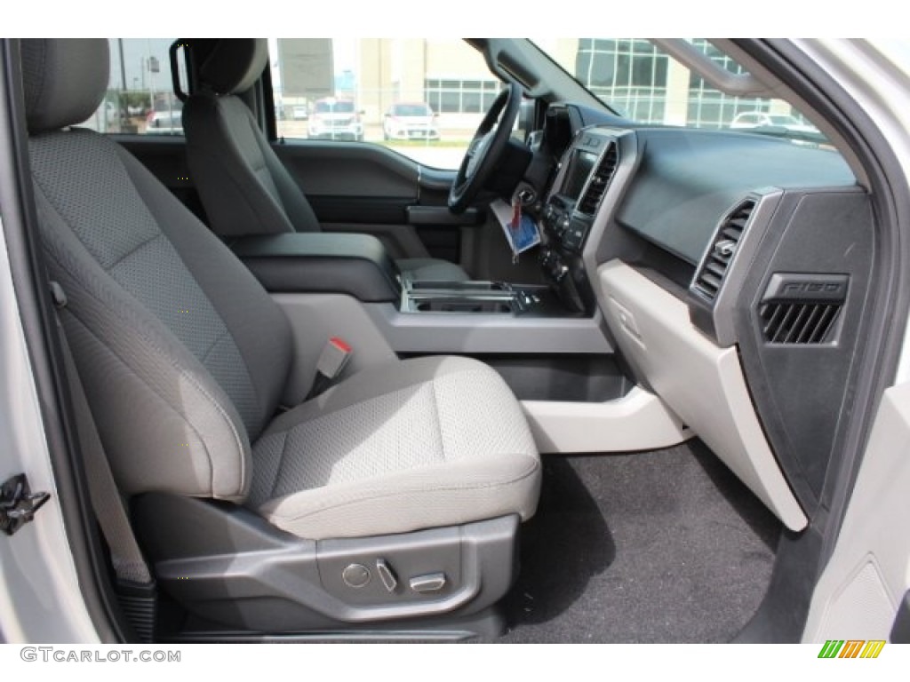 2018 F150 XLT SuperCrew 4x4 - Ingot Silver / Earth Gray photo #32