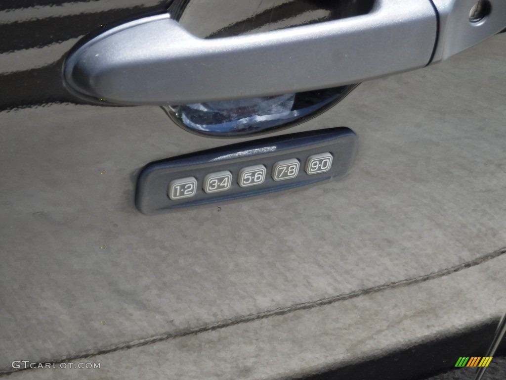 2012 Escape XLT 4WD - Ebony Black / Charcoal Black photo #7