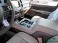 White Platinum - Expedition XLT 4x4 Photo No. 24