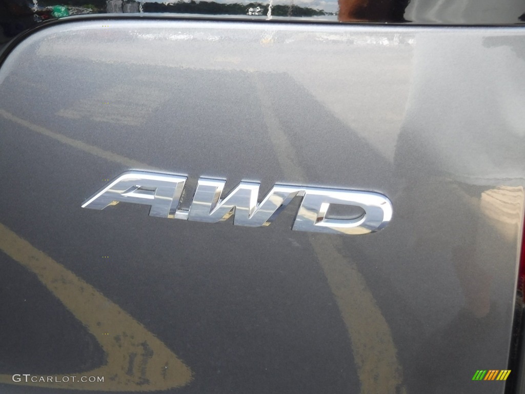 2013 CR-V LX AWD - Polished Metal Metallic / Gray photo #9