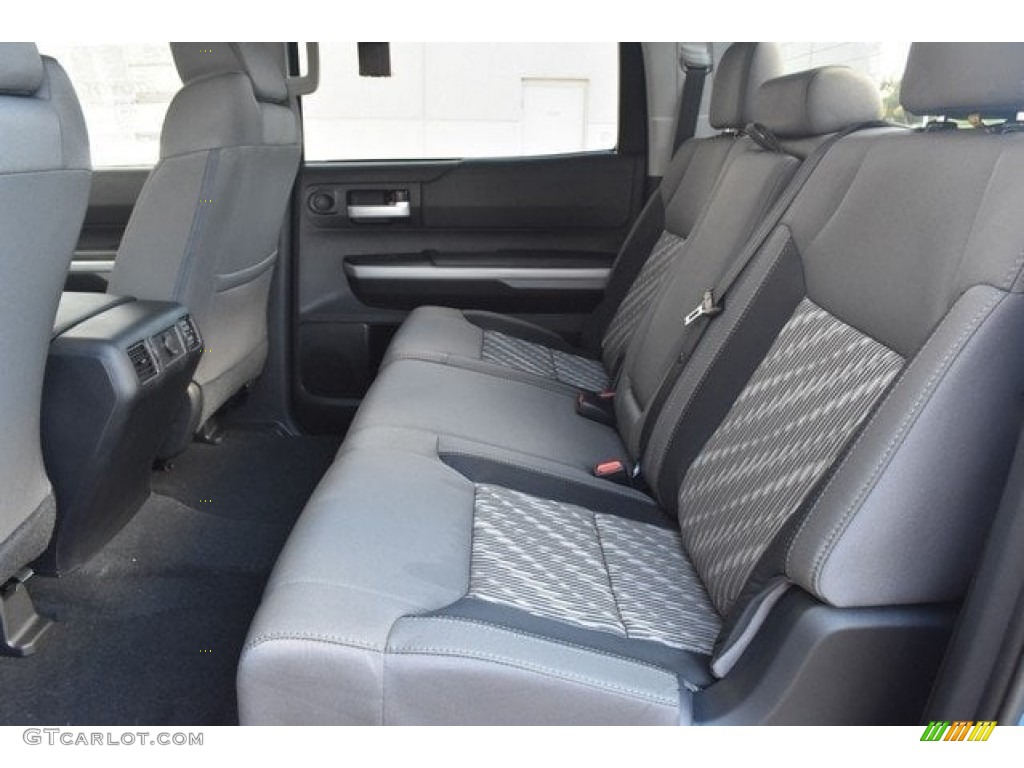 2018 Tundra SR5 CrewMax 4x4 - Blazing Blue Pearl / Graphite photo #14