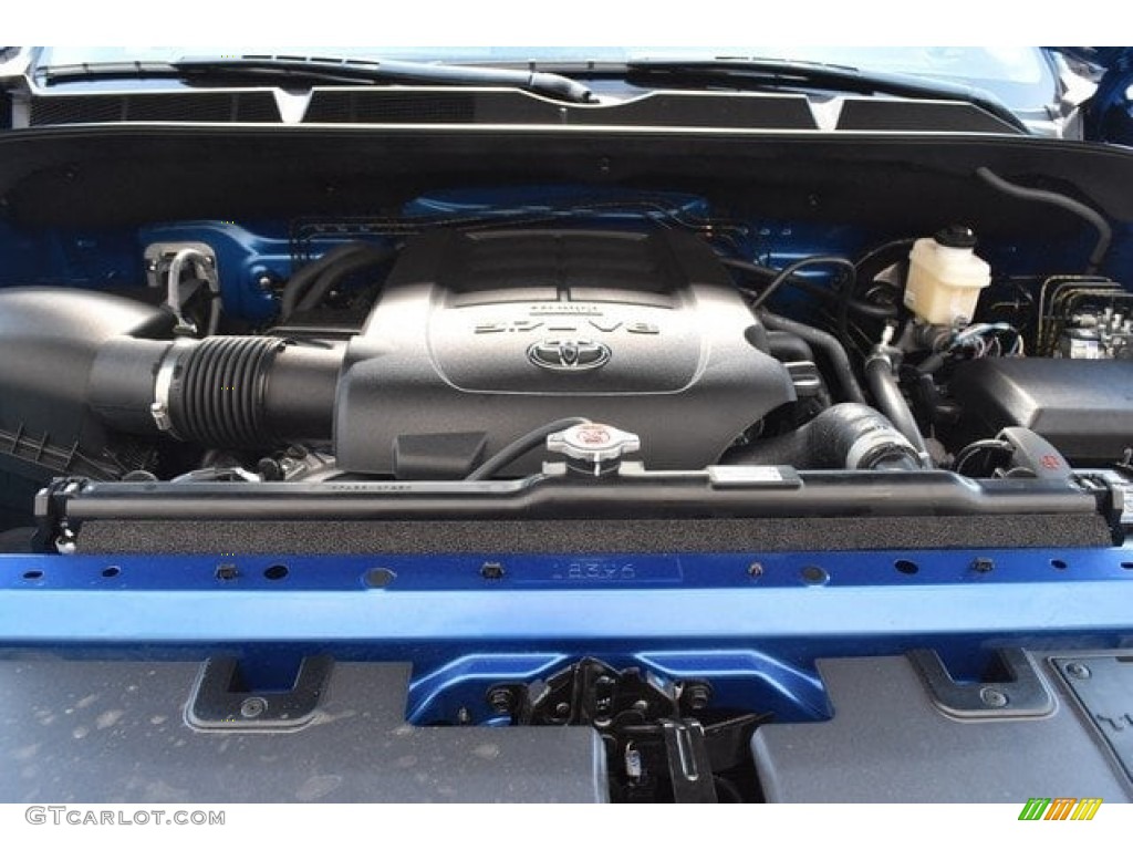 2018 Tundra SR5 CrewMax 4x4 - Blazing Blue Pearl / Graphite photo #31