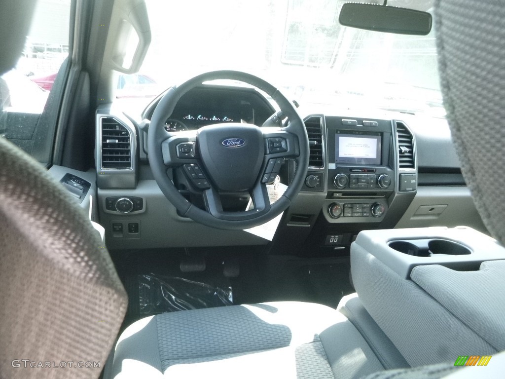 2018 F150 XLT SuperCrew 4x4 - Magnetic / Earth Gray photo #9