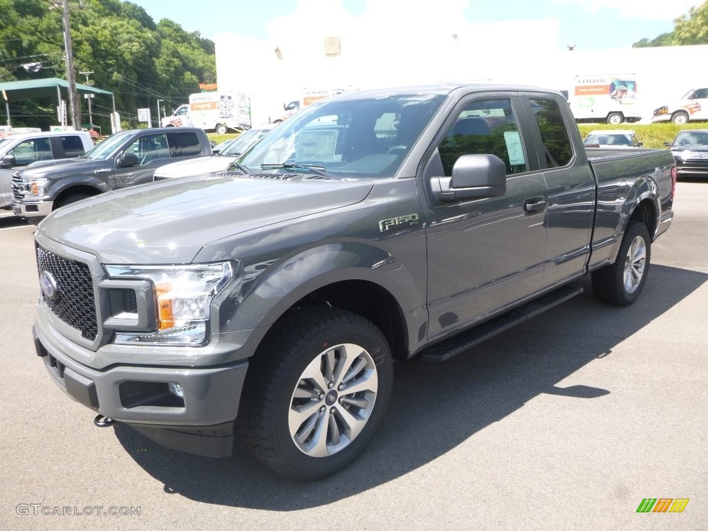 2018 F150 XL SuperCab 4x4 - Lead Foot / Earth Gray photo #4