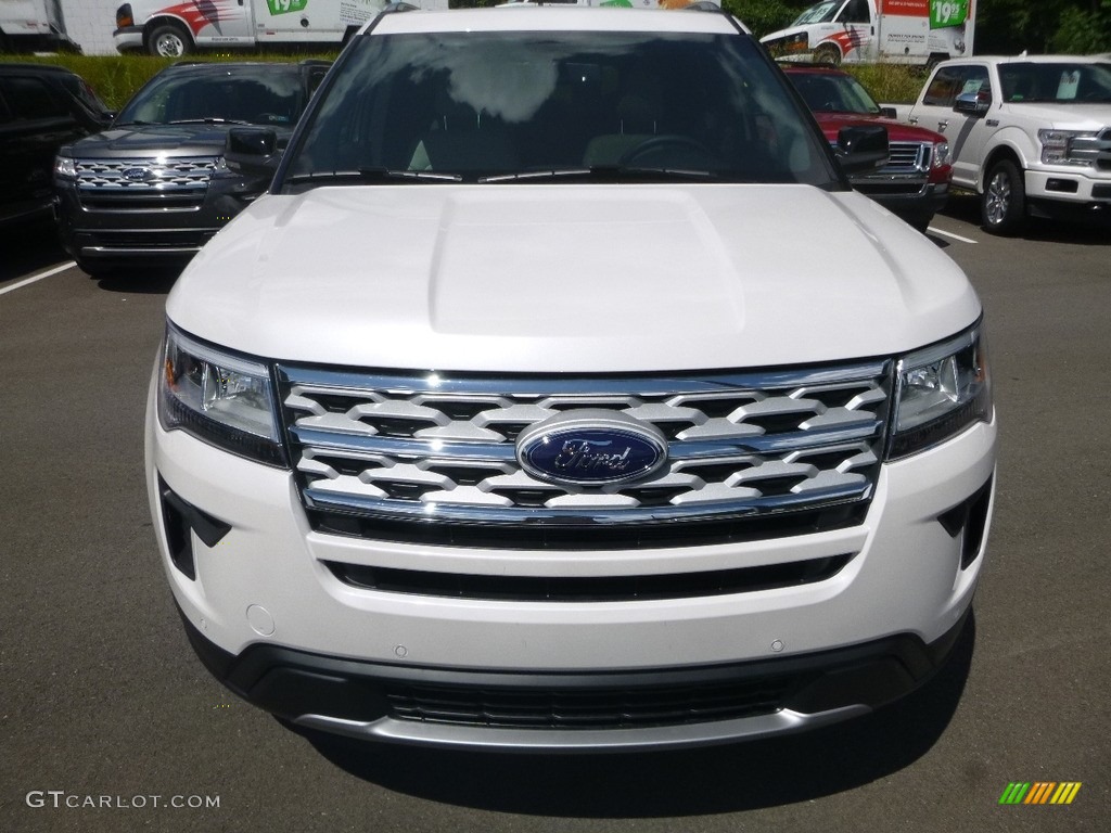2018 Explorer XLT 4WD - White Platinum / Medium Stone photo #4