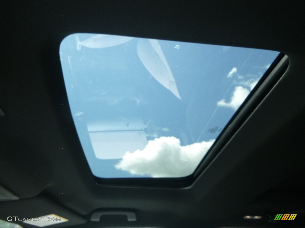 2018 Explorer XLT 4WD - White Platinum / Medium Stone photo #13