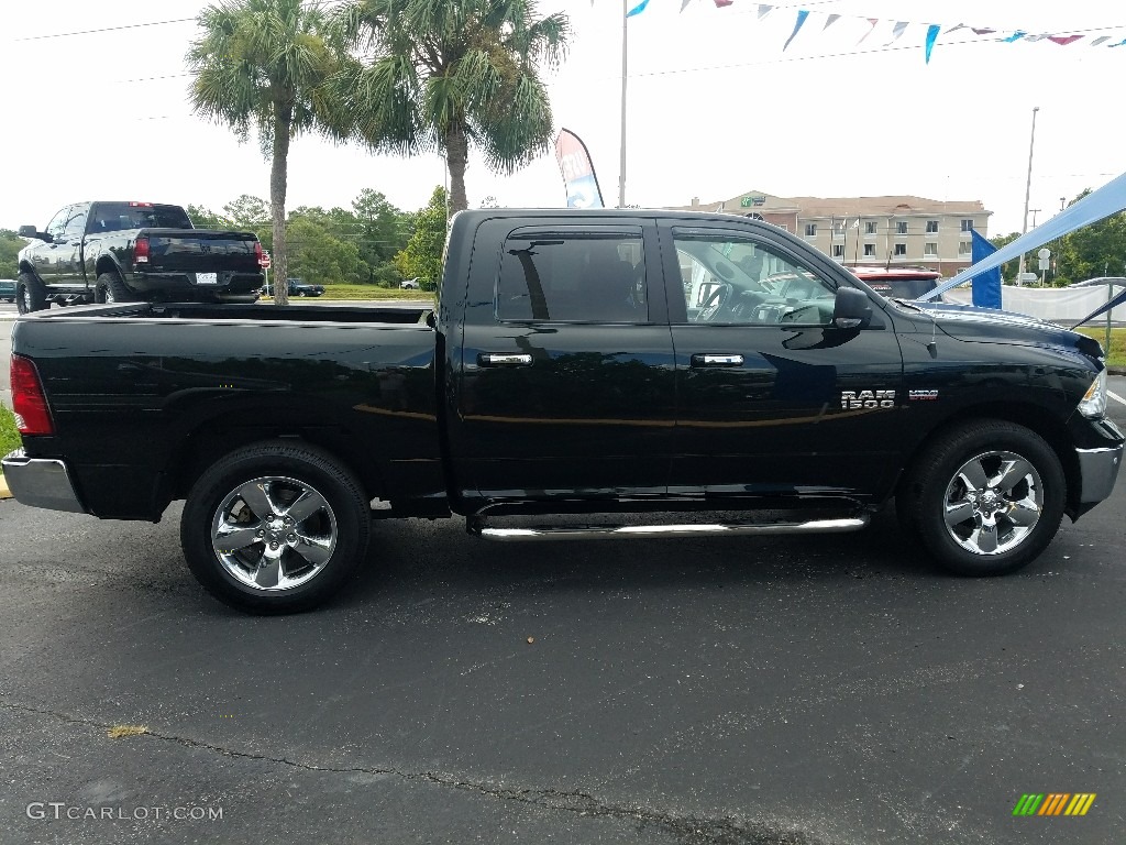 2017 1500 Big Horn Crew Cab 4x4 - Black Forest Green Pearl / Black/Diesel Gray photo #6