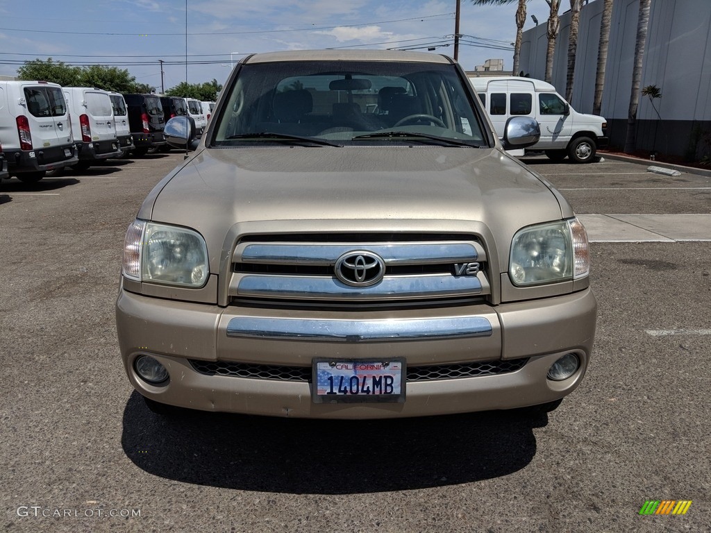 2005 Tundra SR5 Double Cab - Desert Sand Mica / Taupe photo #2