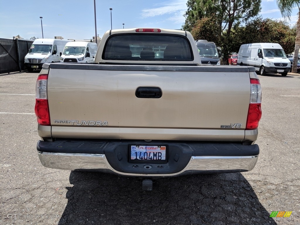 2005 Tundra SR5 Double Cab - Desert Sand Mica / Taupe photo #5